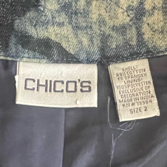 Chico's - Denim Blue Jacket with sequins designs in excellent condition size 2 - Picture 5 of 16